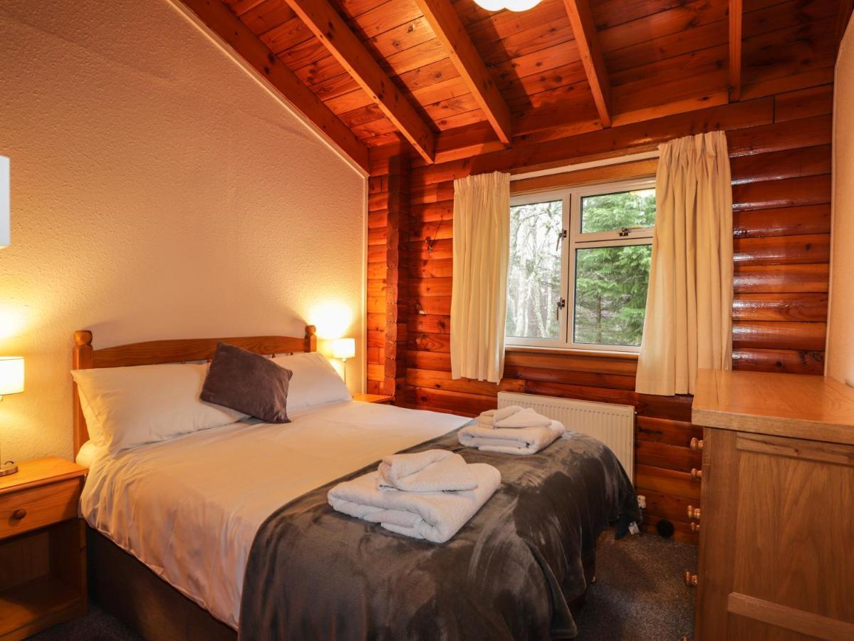 Spruce Lodge Strathpeffer Ngoại thất bức ảnh