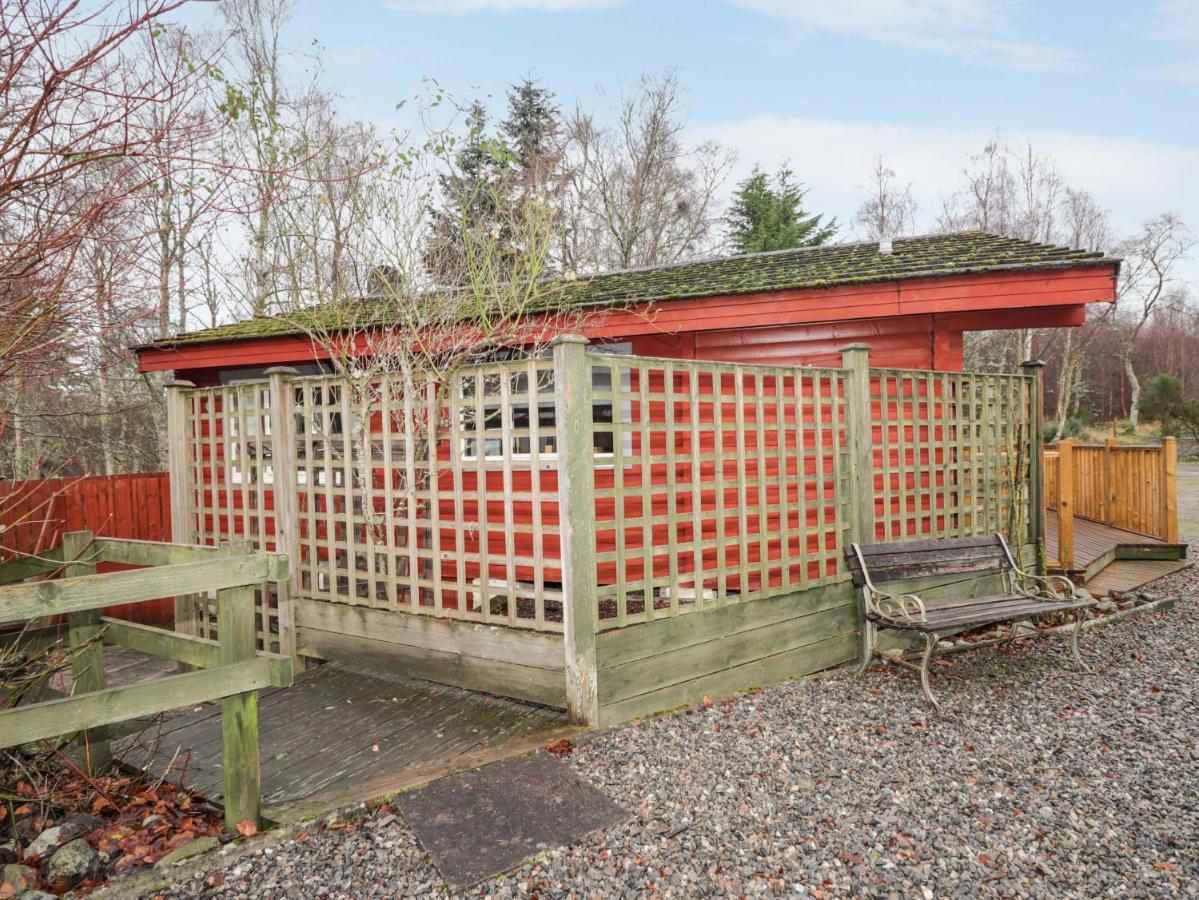 Spruce Lodge Strathpeffer Ngoại thất bức ảnh