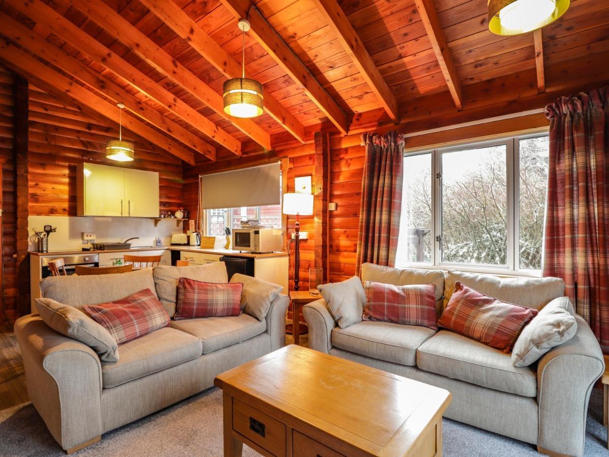 Spruce Lodge Strathpeffer Ngoại thất bức ảnh