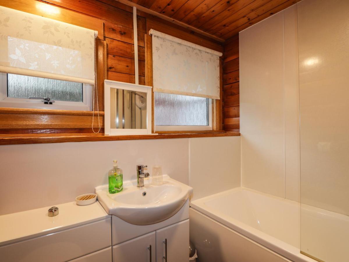 Spruce Lodge Strathpeffer Ngoại thất bức ảnh